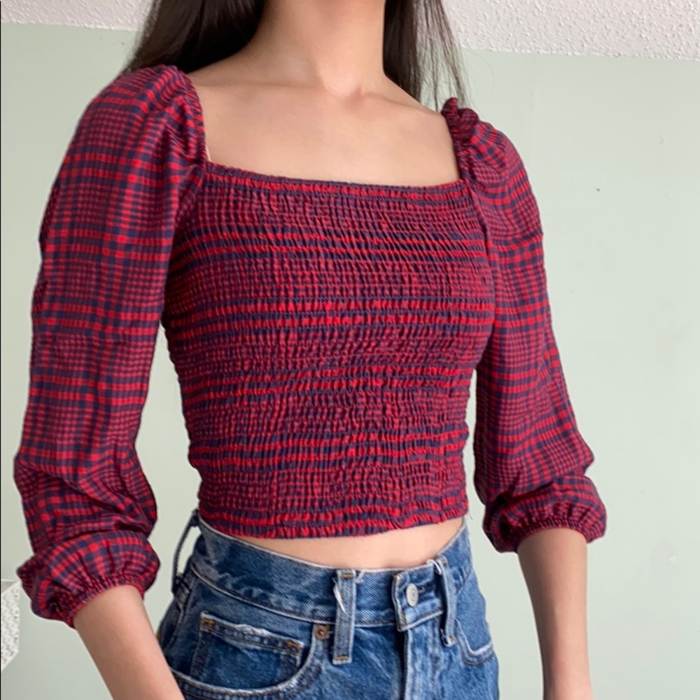 Cropped plaid top